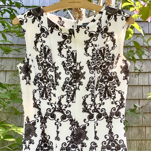 NWOT Gabby Skye Black And White Pattern Bodycon Sleeveless Dress. Mid Length. 4 - Picture 3 of 13